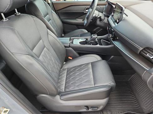 Certified 2023 Nissan Rogue Platinum w/ Platinum Premium Package image 22