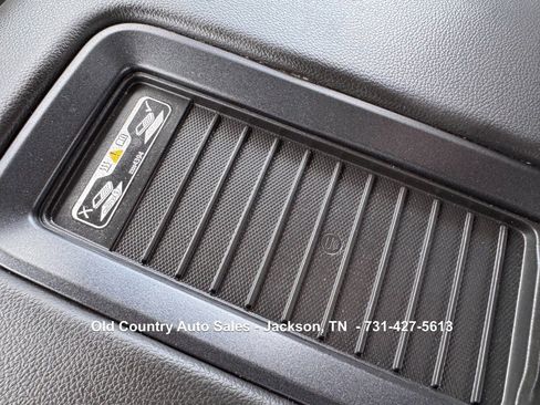 Used 2018 GMC Sierra 1500 SLT AWD/4WD image 44
