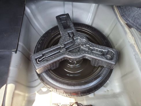Used 2019 Nissan Sentra SV FWD image 56