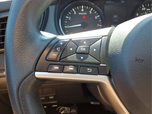 Used 2020 Nissan Rogue Sport S AWD/4WD image 15