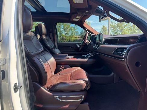 Used 2019 Lincoln Navigator L Black Label w/ Cargo Package image 10