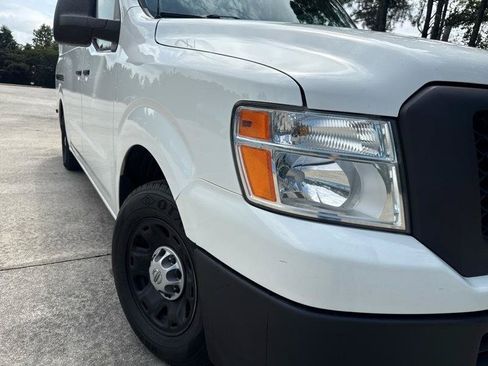 Used 2018 Nissan NV 2500 SV w/ Navigation Package RWD image 16