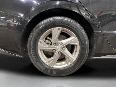 Used 2021 Hyundai Sonata SE image 16