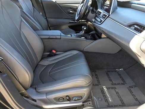 Used 2024 Lexus ES 350 F Sport w/ Accessory Package (Z2) image 21
