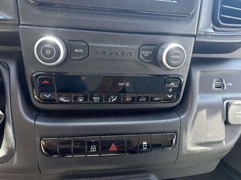 Used 2025 RAM ProMaster 2500 w/ Convenience Group FWD image 26