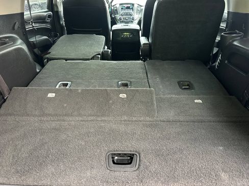 Used 2020 Chevrolet Tahoe Premier AWD/4WD image 12