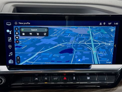 Used 2025 Chevrolet Silverado 1500 LT image 13