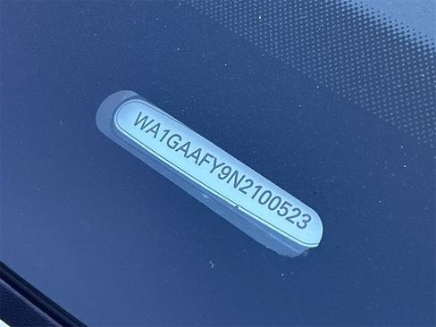 Used 2022 Audi Q5 2.0T Premium image 31