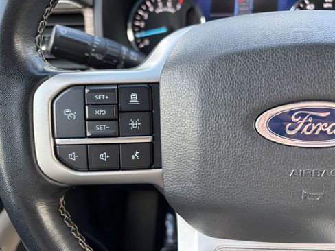 Used 2023 Ford Expedition Limited image 15