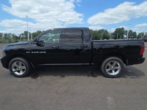 Used 2012 RAM 1500 Sport w/ Remote Start & Security Group AWD/4WD image 12