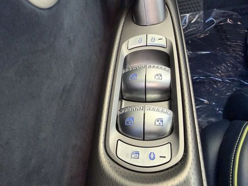 Used 2023 Genesis GV60 Performance image 26