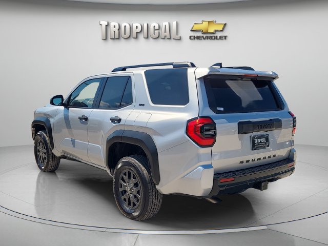 Used 2025 Toyota 4Runner SR5 AWD/4WD image 2