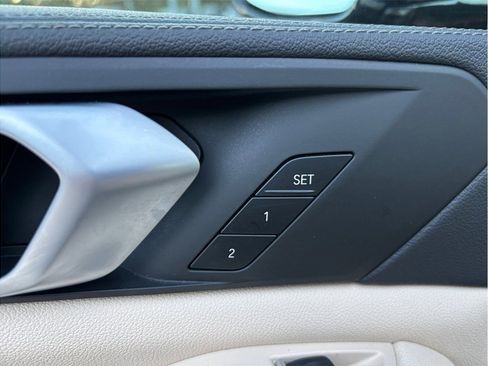 Used 2021 BMW X5 sDrive40i w/ Premium Package image 25