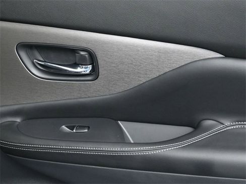 Used 2024 Nissan Murano SL image 31