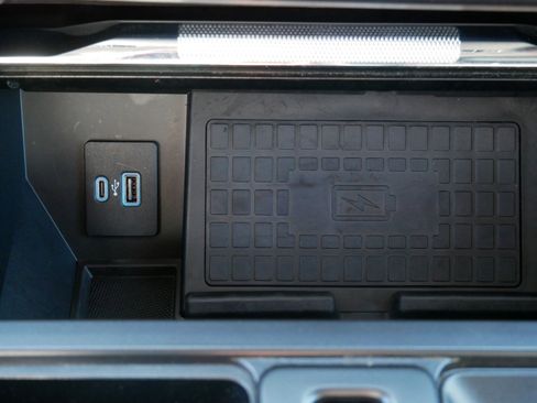 Used 2022 Ford F150 Lariat w/ Equipment Group 501A Mid image 29