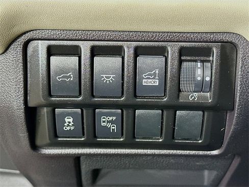 Used 2022 Subaru Ascent Limited w/ Popular Package #4 image 20