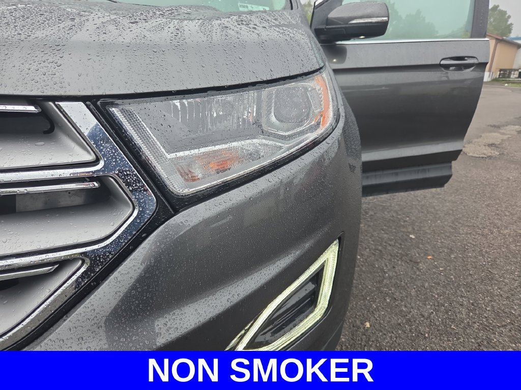 Used 2018 Ford Edge SEL w/ Equipment Group 201A AWD/4WD image 22