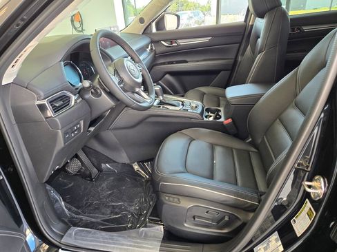 New 2025 MAZDA CX-5 AWD 2.5 S w/ Premium Plus Pkg image 15