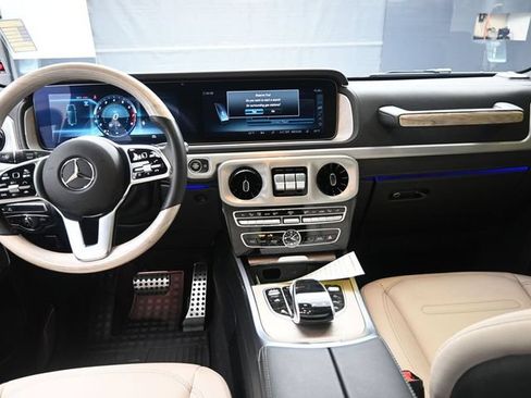 Used 2021 Mercedes-Benz G 550 image 9