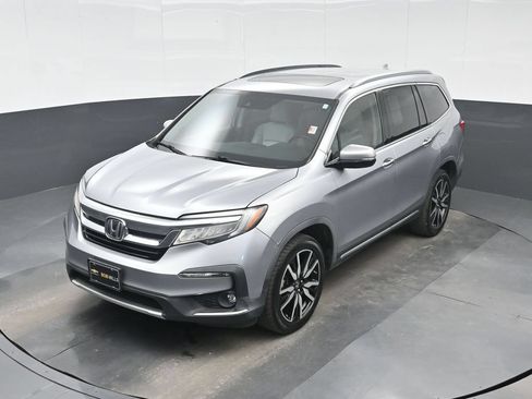 Used 2020 Honda Pilot Touring image 16