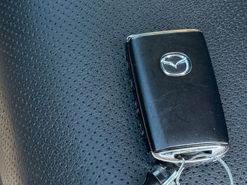 Used 2025 MAZDA CX-90 3.3 Turbo w/ Preferred Package image 22