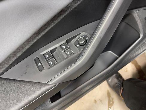 New 2026 Volkswagen Jetta SE image 25