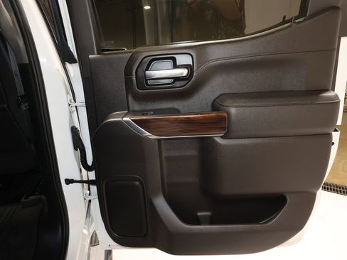 Used 2022 GMC Sierra 1500 SLT w/ SLT Premium Plus Package image 21