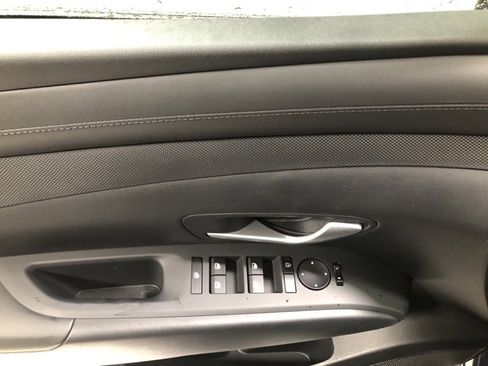 New 2026 Hyundai Tucson SE image 19