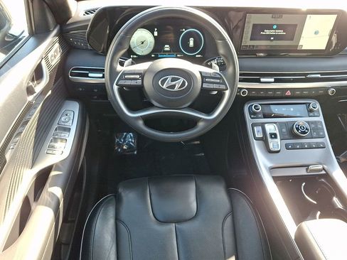 Used 2023 Hyundai Palisade Calligraphy image 12