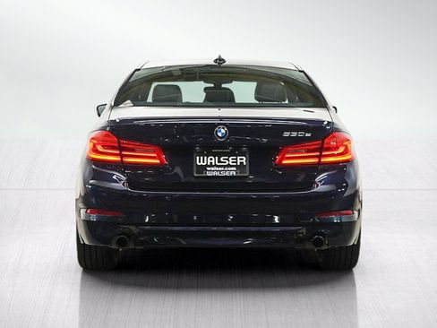 Used 2018 BMW 530e xDrive w/ Premium Package 2 AWD/4WD image 5