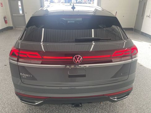 New 2026 Volkswagen Atlas Cross Sport SE AWD/4WD image 4
