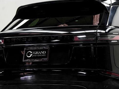 Used 2025 Land Rover Range Rover Velar Dynamic SE image 13