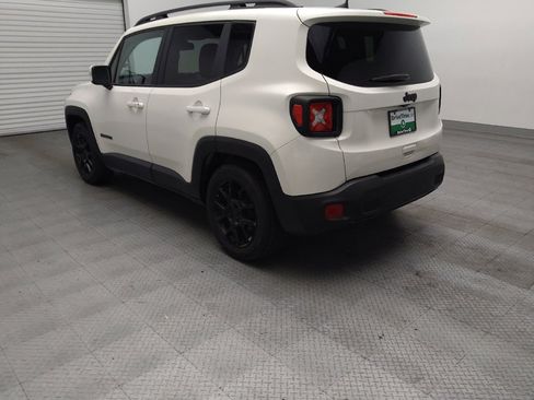 Used 2020 Jeep Renegade Altitude FWD image 5