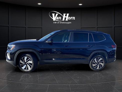 New 2026 Volkswagen Atlas SE image 14