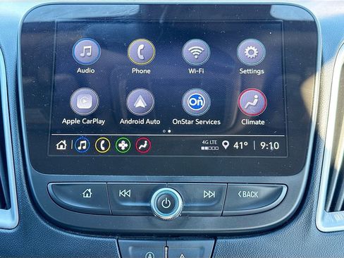 Used 2024 Chevrolet Malibu LT image 14