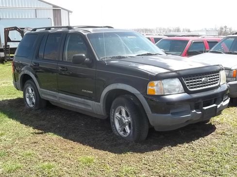 Used 2002 Ford Explorer XLT AWD/4WD image 1