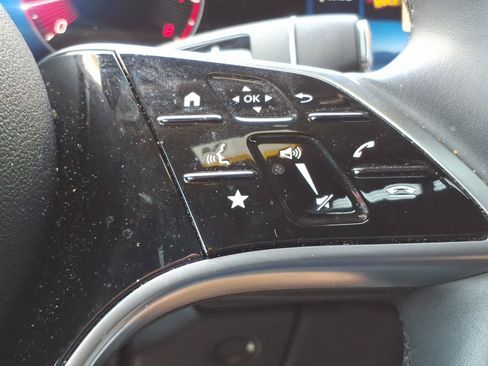 Used 2025 Mercedes-Benz G 550 image 16