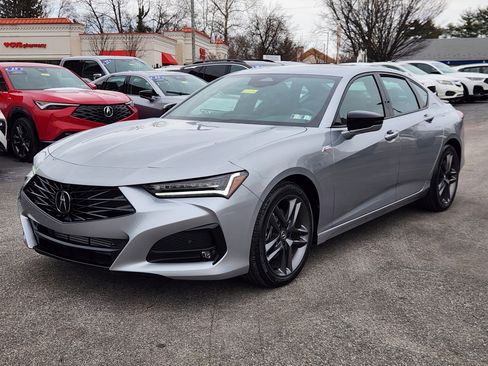 Used 2025 Acura TLX w/A-Spec Package image 2