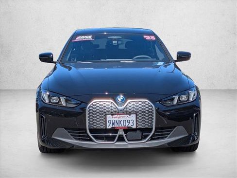 Used 2025 BMW i4 eDrive40 w/ Premium Package RWD image 2