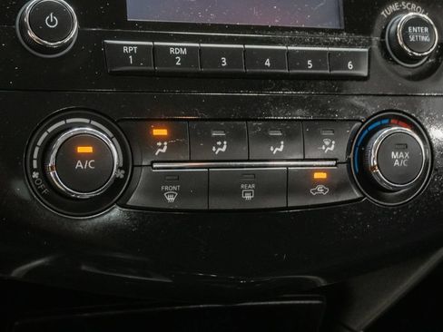 Used 2014 Nissan Altima 2.5 S w/ Display Audio Package FWD image 18
