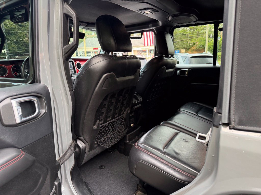 Used 2018 Jeep Wrangler Unlimited Rubicon AWD/4WD image 32