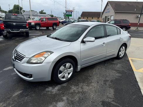 Used 2007 Nissan Altima 2.5 S w/ Technology Pkg FWD image 6
