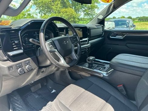 Used 2023 Chevrolet Silverado 1500 RST AWD/4WD image 41