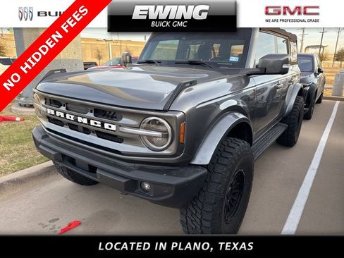 Used 2021 Ford Bronco Outer Banks image 2