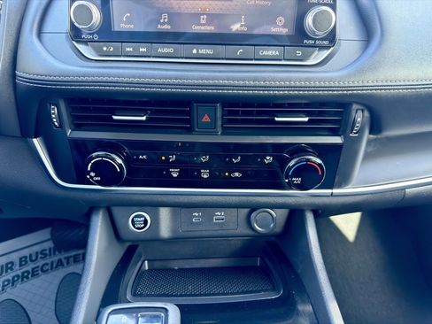 Used 2021 Nissan Rogue S image 21