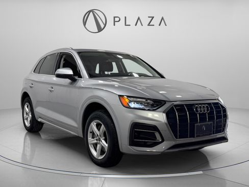 Certified 2023 Audi Q5 Premium w/ Convenience Package image 7