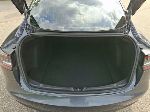 Used 2018 Tesla Model 3 Long Range RWD image 34