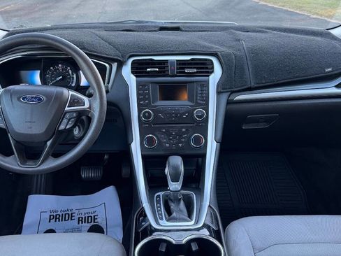 Used 2015 Ford Fusion S image 11