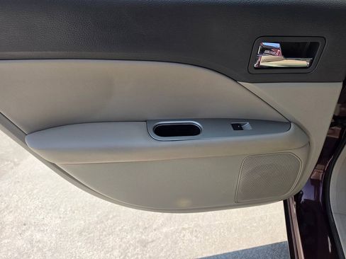 Used 2012 Ford Fusion SEL FWD image 20