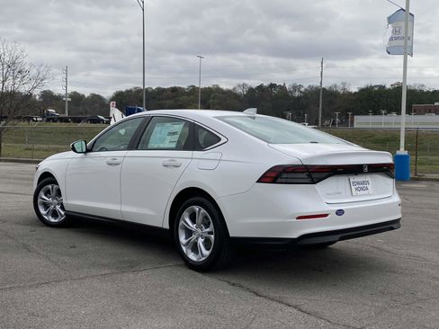 New 2025 Honda Accord LX image 5